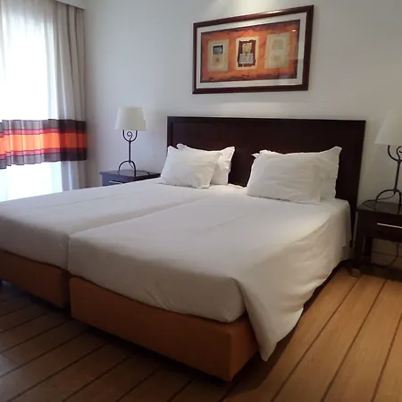 Yellow Garden ホテル アルヴォル