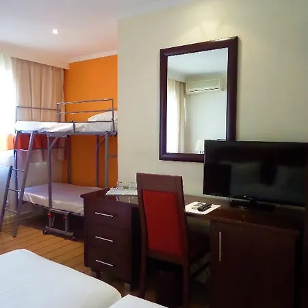 Hotell Yellow Garden