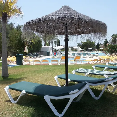 Yellow Garden Otel 4*