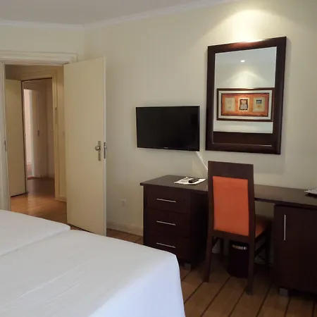 Yellow Garden 4* Alvor