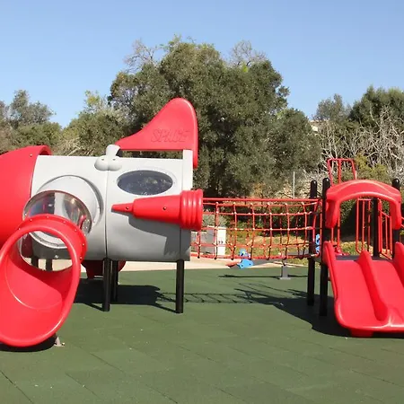 Yellow Garden Szálloda 4*