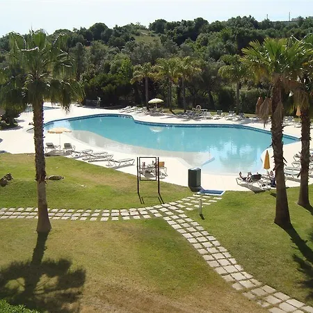 Otel Yellow Garden 4*